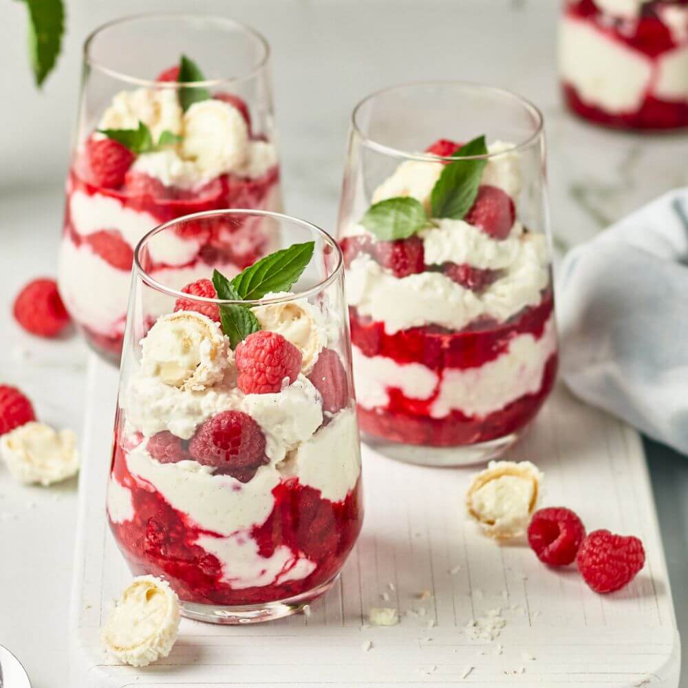 Raffaello Himbeeren Dessert Im Glas Leckere Ideen Raffaello Himbeeren Dessert Im Glas Leckere Ideen